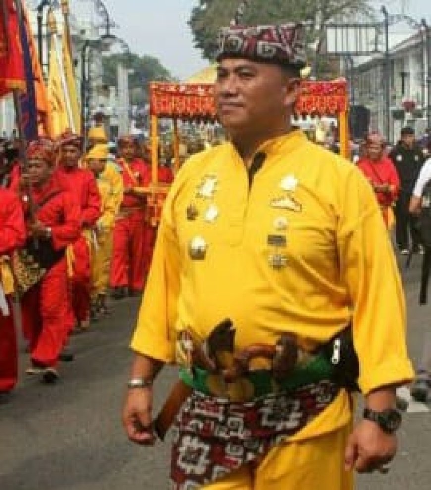 Pasang Ornumen Siger Salah, Tokoh Adat Angkat Bicara